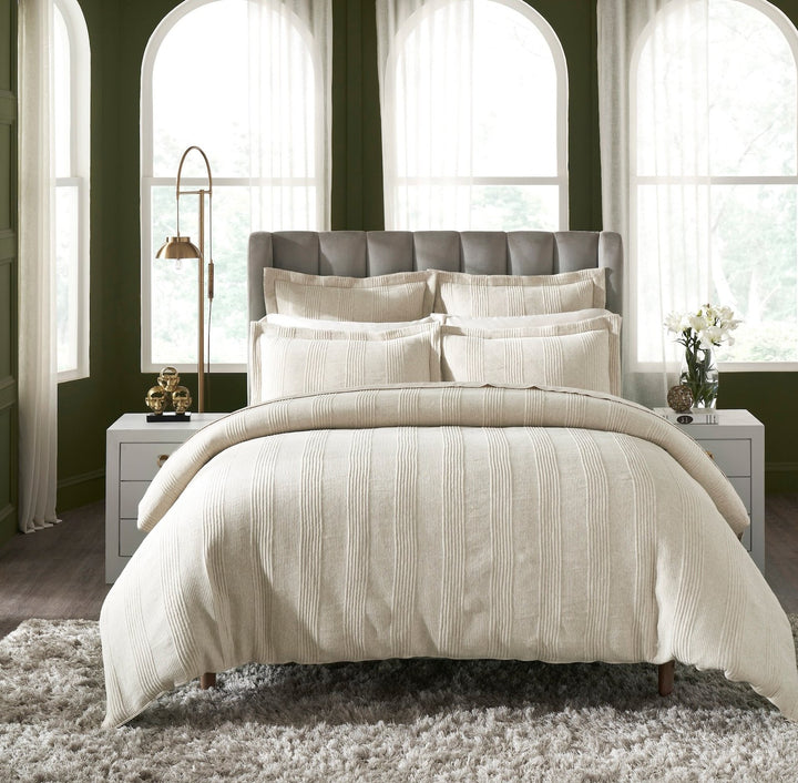 DT-040-9092_1|Elegant beige textured duvet cover set, full bed ensemble, showcasing vertical stripes, perfect for a cozy bedroom retreat.