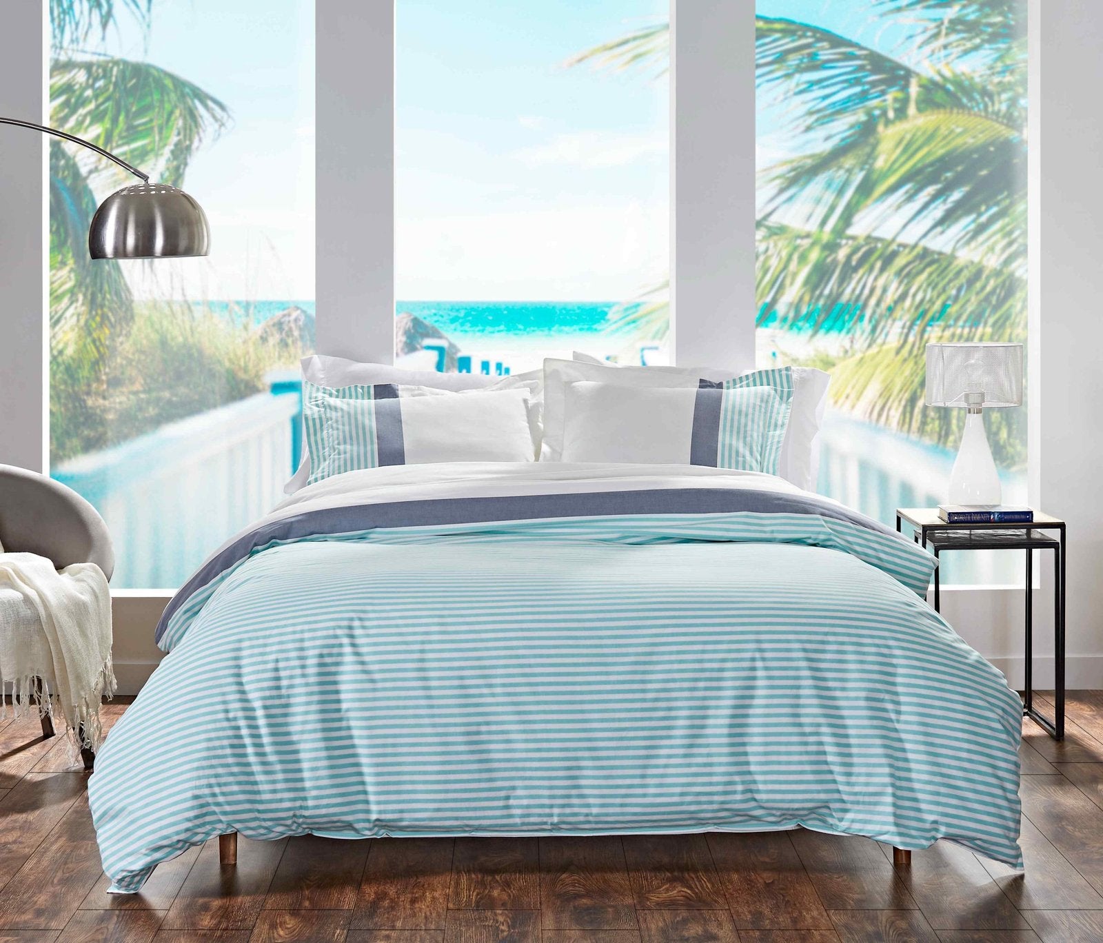 DT-001C-6588_1|Ocean-themed duvet cover set with light blue and white stripes, creating a refreshing coastal bedroom ambiance.
