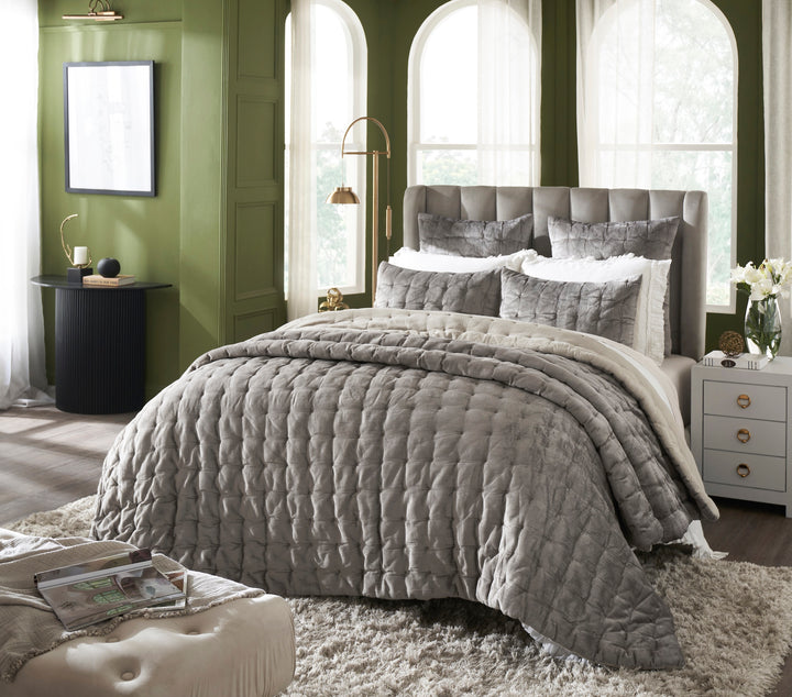 QT-307-11096_2|Luxurious charcoal grey textured quilt with square tufting, perfect for modern bedroom decor. Soft, inviting bedding for a cozy space.