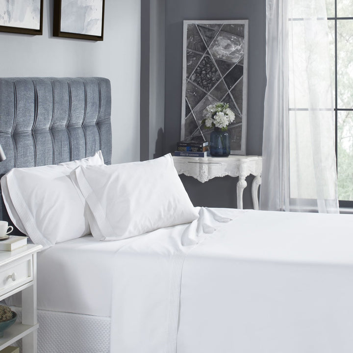 KSS-521-7880_1|Fresh white 100% cotton sheet set with subtle pleated hem, creating a clean and inviting modern bed.