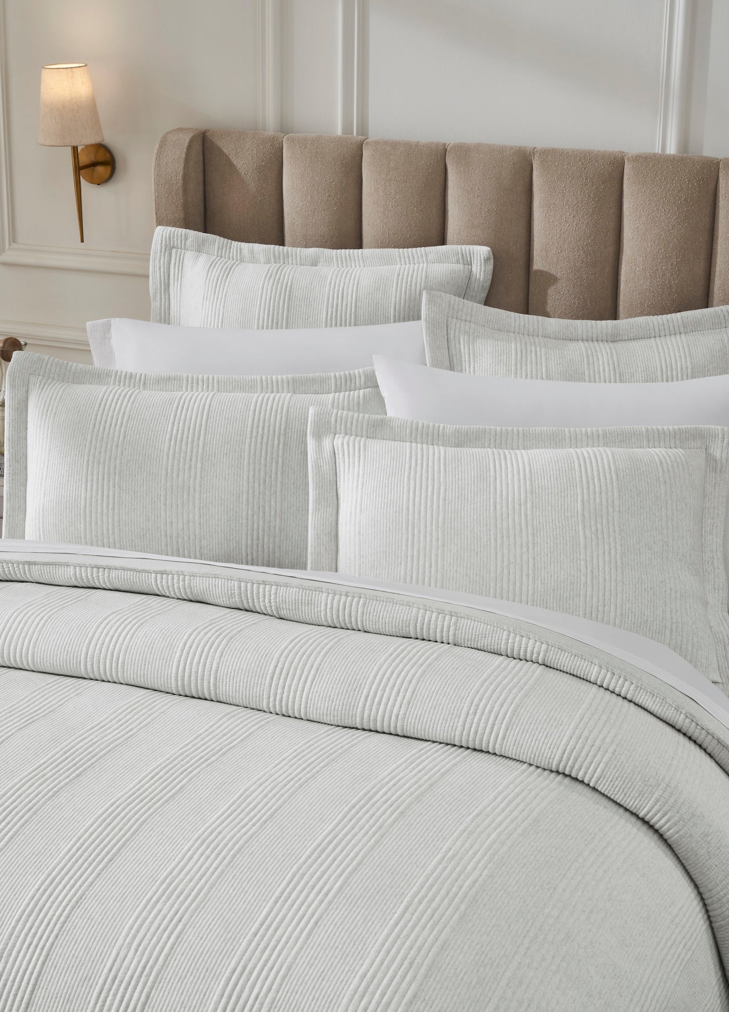 DT-043-10692_3|Close-up of light grey ribbed texture duvet cover, shams, and pillows, showcasing premium soft bedding details.