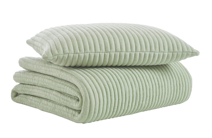 QT-370-9496_6|Folded sage green ribbed velvet quilt with matching pillow, soft luxurious texture, cozy stylish bedroom set.