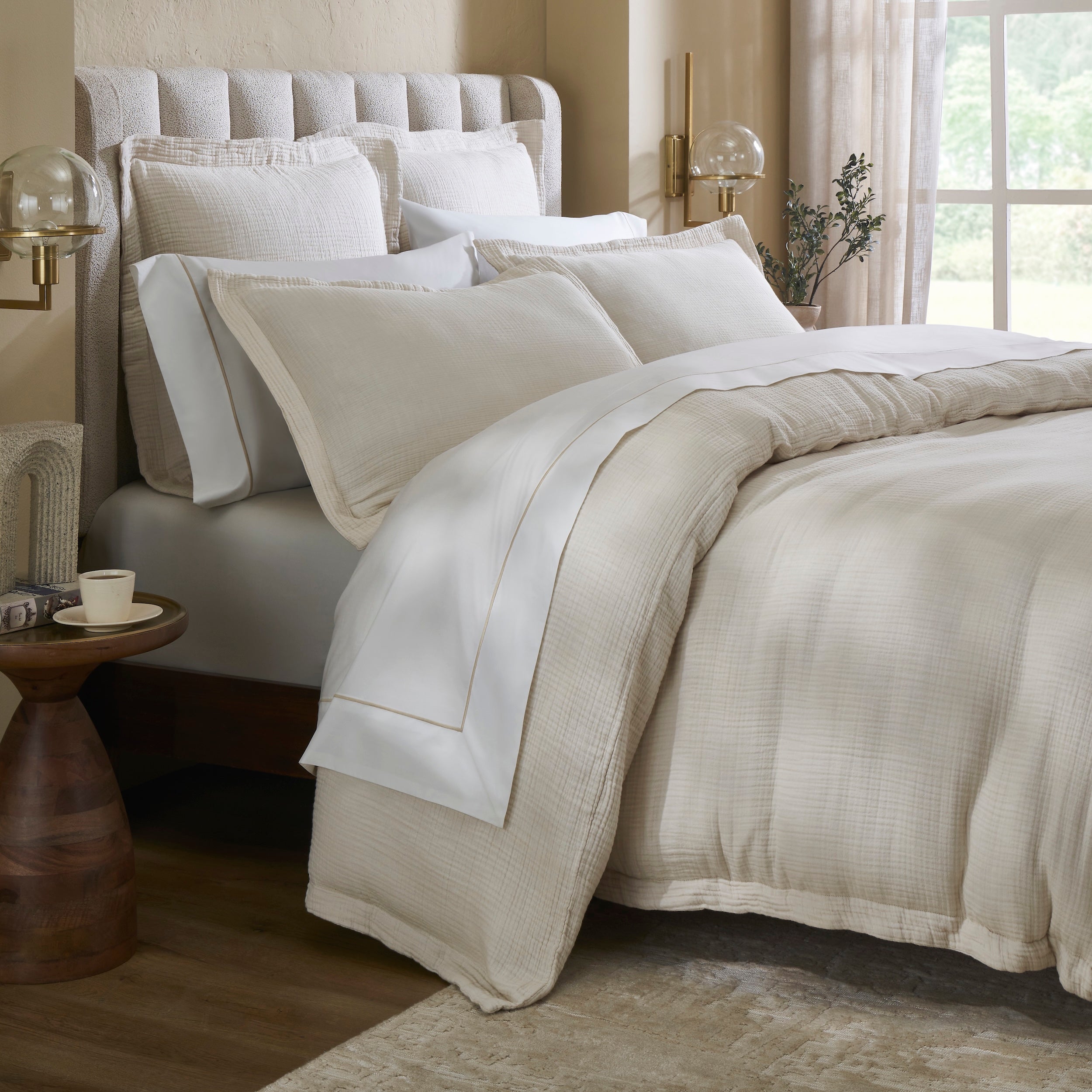 DT-049-10692_4|Stylish cream textured duvet cover on a cozy bed, enhancing neutral bedroom decor with inviting and comfortable bedding.