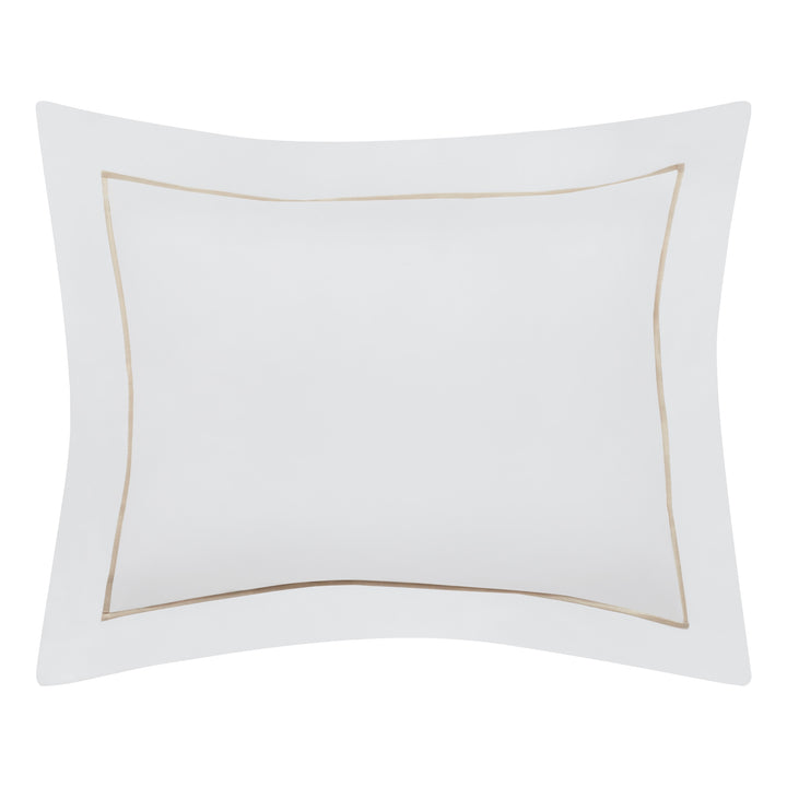 BS-056-1216_1|Stylish white duvet cover featuring elegant gold piping, premium sateen cotton bedding for a luxurious and refined bedroom.