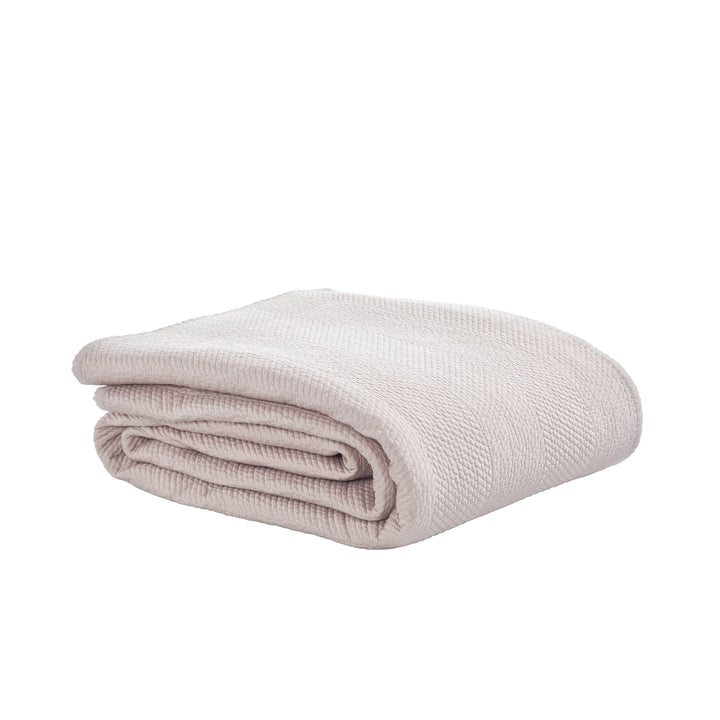CL-171-9496_7|Luxurious light beige quilted coverlet, displaying its intricate herringbone pattern and soft, comfortable texture.
