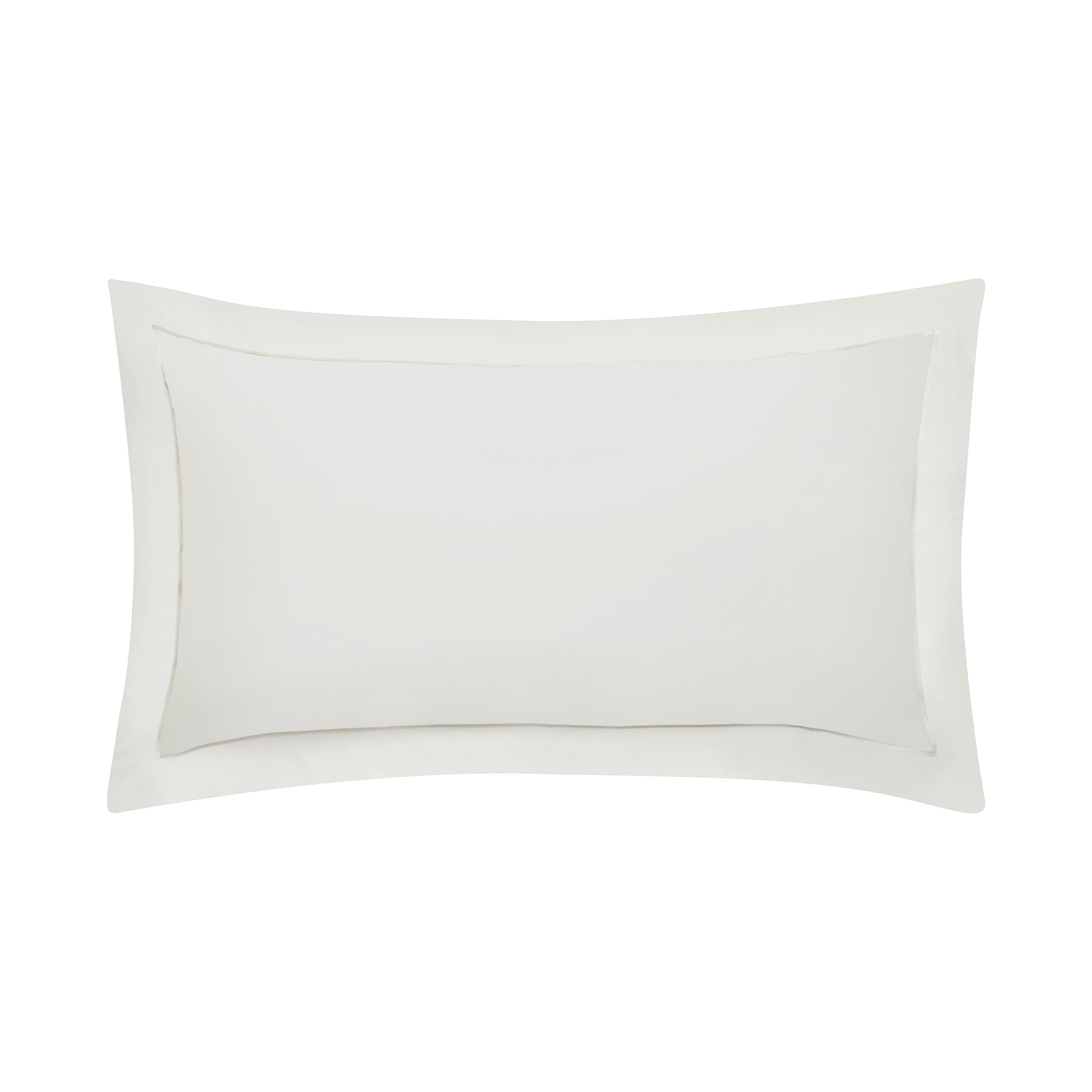 KS-064-2036_1|Classic white duvet cover with a clean, tailored flange edge. Pure, crisp cotton for serene and luxurious bedroom styling.