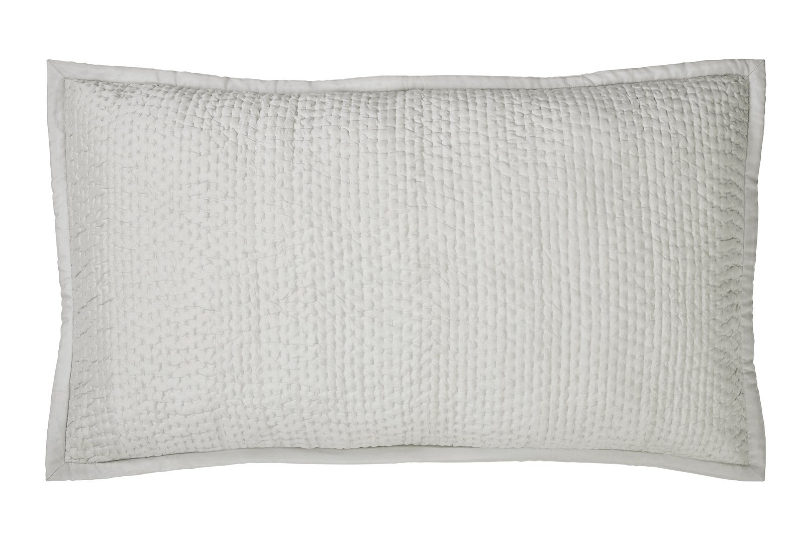 KS-197-2036_1|Light grey textured coverlet with a subtle, all-over quilted pattern, ideal for elegant and versatile bed layering.