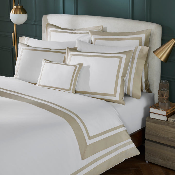 DT-066-10692_2|Luxurious white duvet cover with elegant double beige border. Premium quality bedding for a sophisticated bedroom aesthetic.