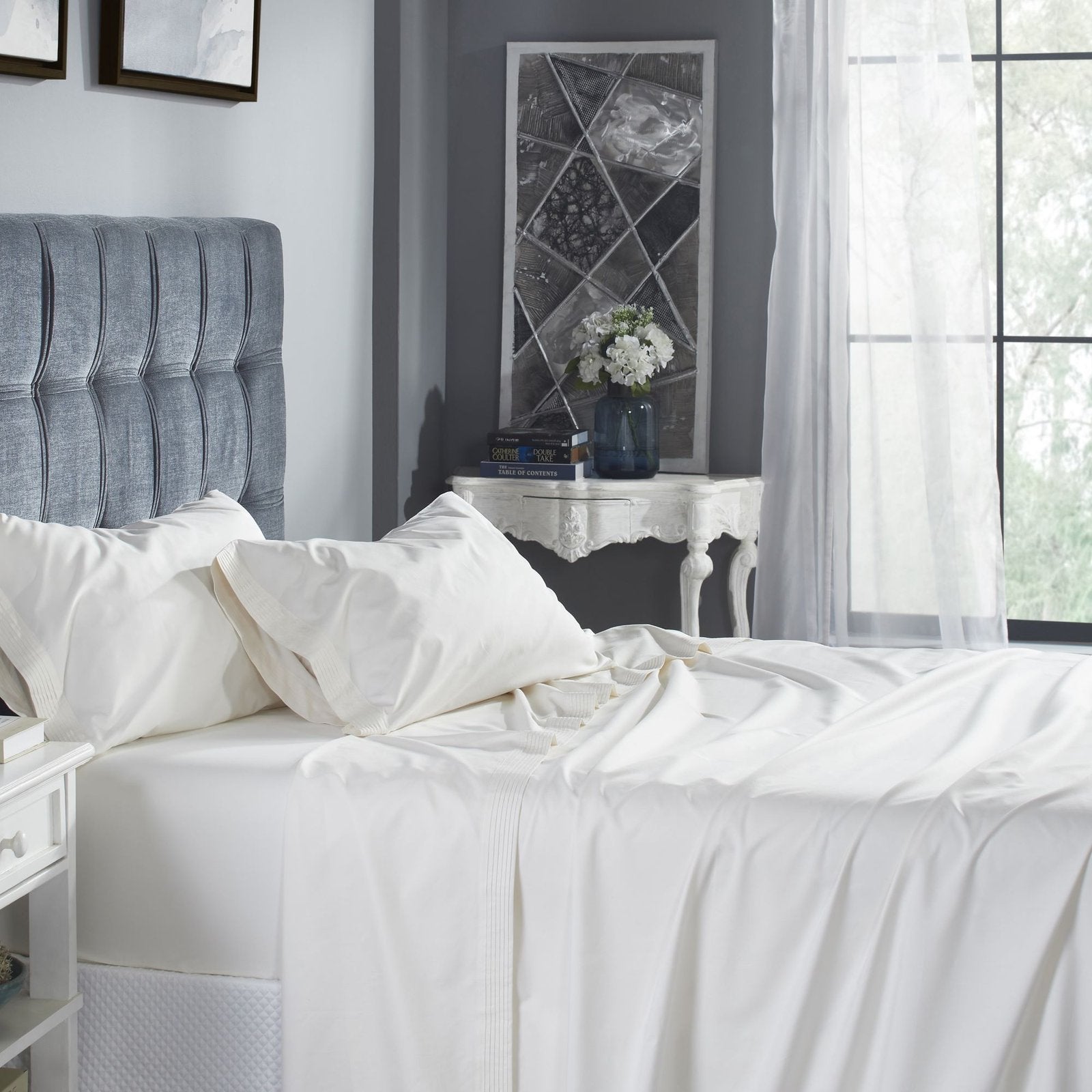 KSS-522-7880_2|Elegant cream 100% cotton sheets featuring refined vertical pleats, perfect for a serene and plush bedroom.