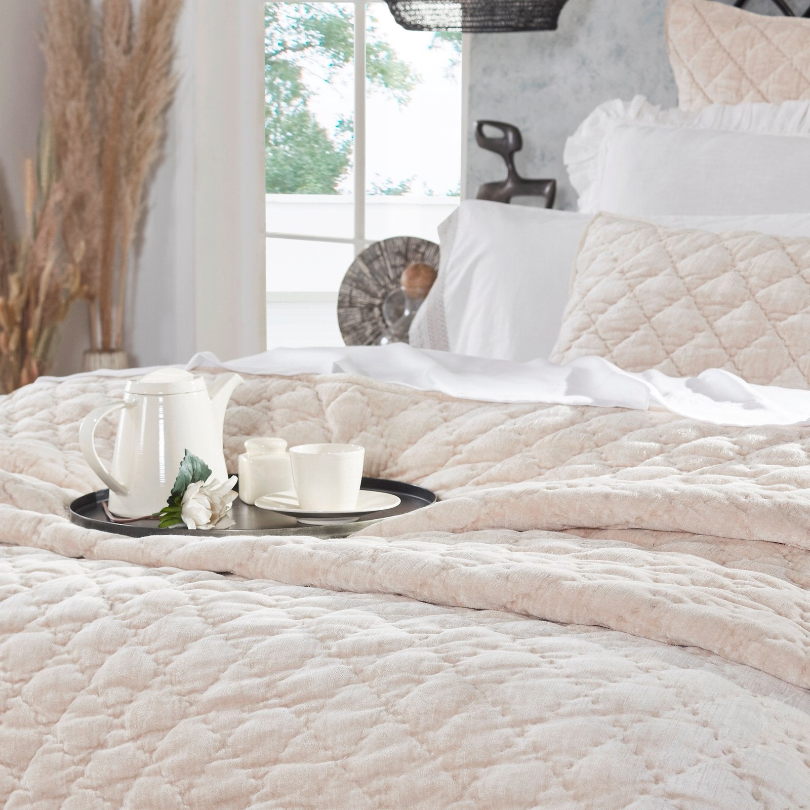 QT-342-9496_4|Elegant cream velvet quilt with intricate diamond quilting, creating a cozy and luxurious feel for a sophisticated bedroom.