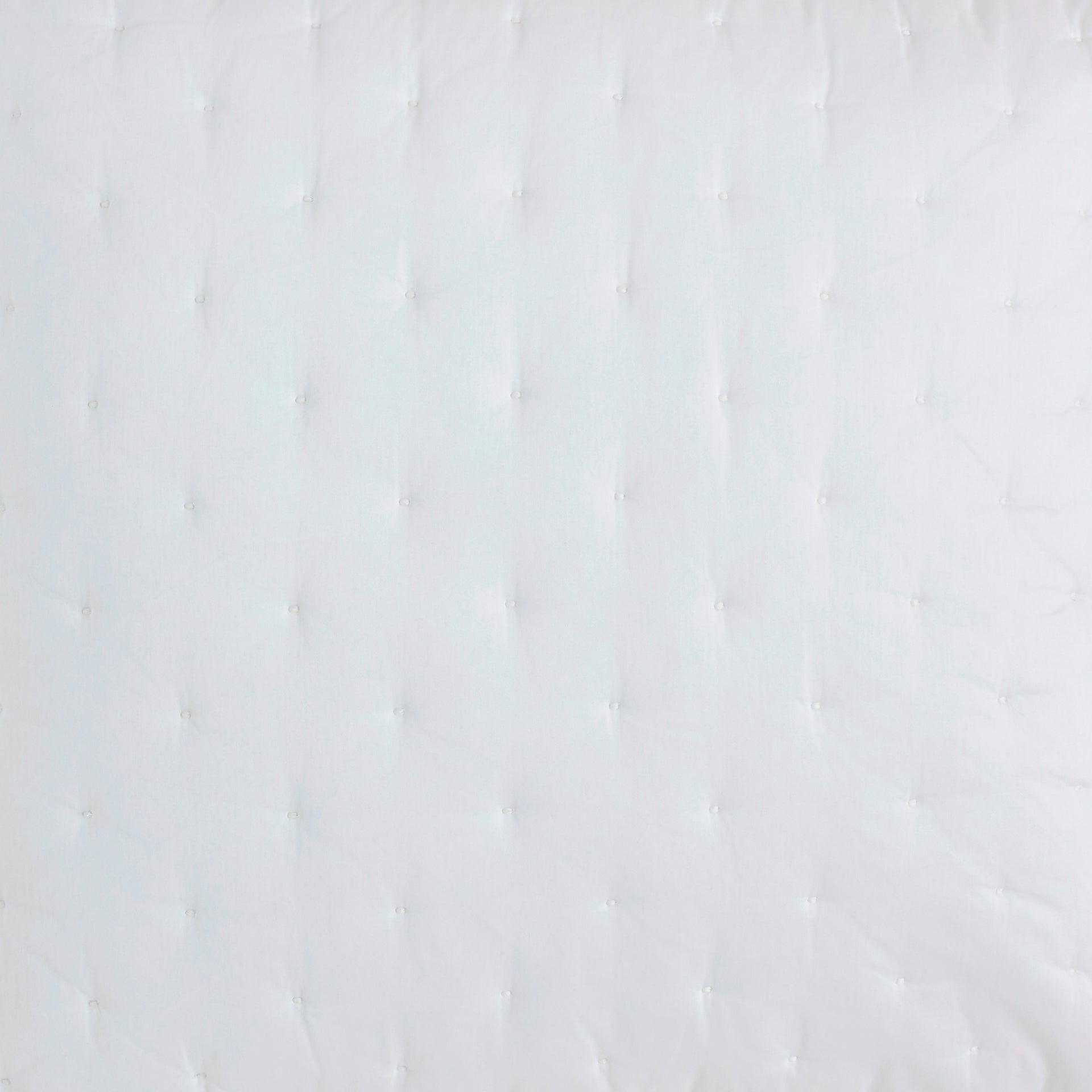 SWT-349-7.8_1|Elegant white quilted fabric with evenly spaced tufted details, perfect for luxurious headboards, benches, or decorative cushions.