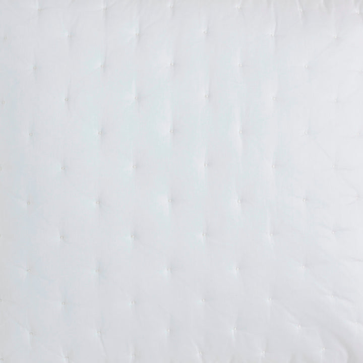 SWT-349-7.8_1|Elegant white quilted fabric with evenly spaced tufted details, perfect for luxurious headboards, benches, or decorative cushions.