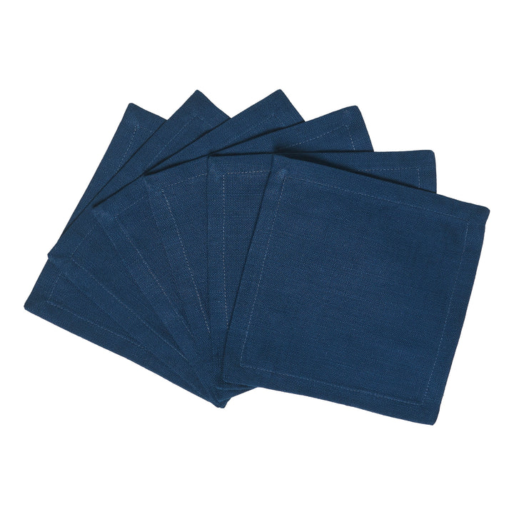 CNP-4901-66_2|Set of deep blue linen dinner napkins arranged in a fan, perfect for elegant table settings and everyday use.