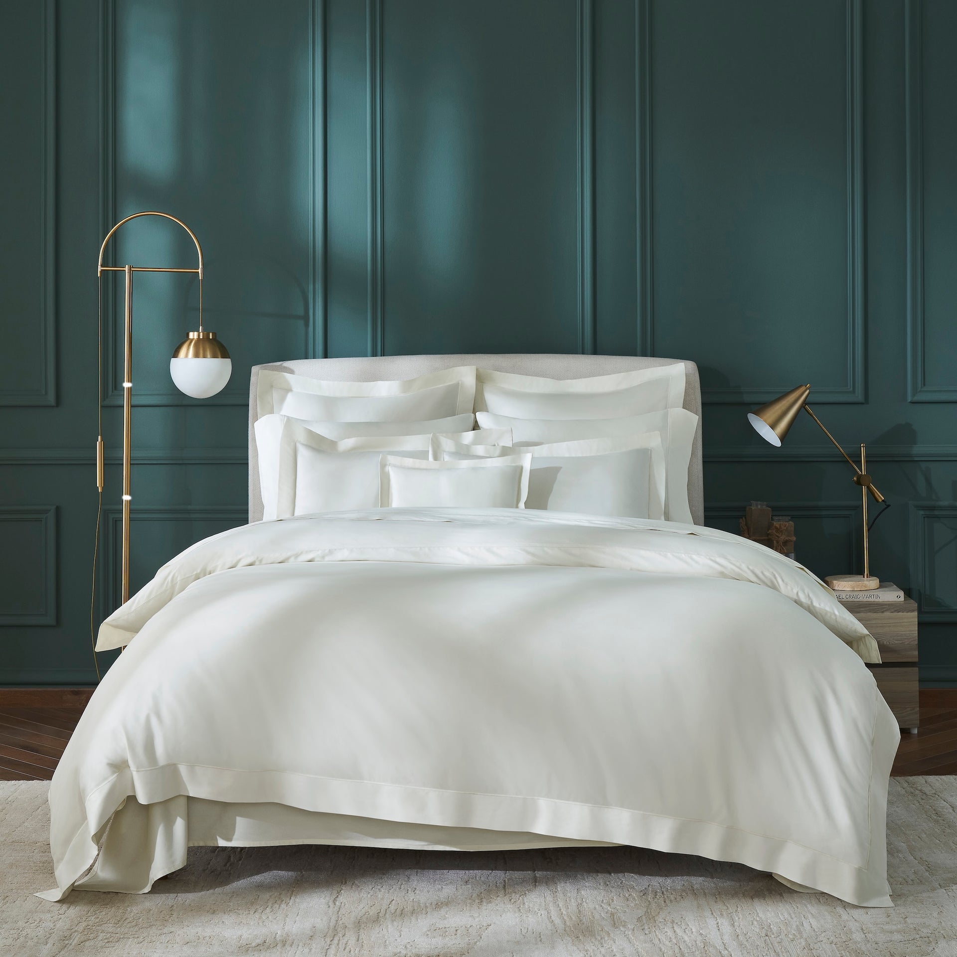 DT-065-X_1|Elegant ivory cotton sateen duvet cover perfectly complementing a contemporary bedroom, providing luxurious comfort.