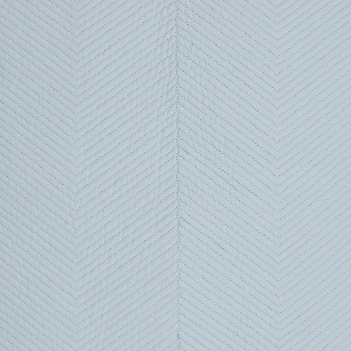SWT-262-1010_1|Light blue individual swatch, displaying a contemporary chevron quilted pattern with precise, fine stitching detail.