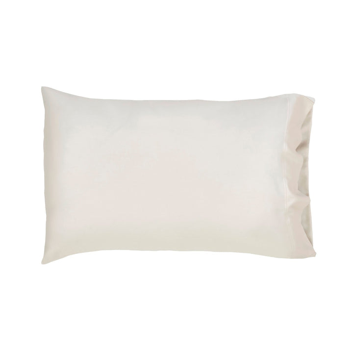ASP-510-2032_1|Single elegant off-white 100% Lyocell pillowcase, offering a silky smooth texture and superior breathability.