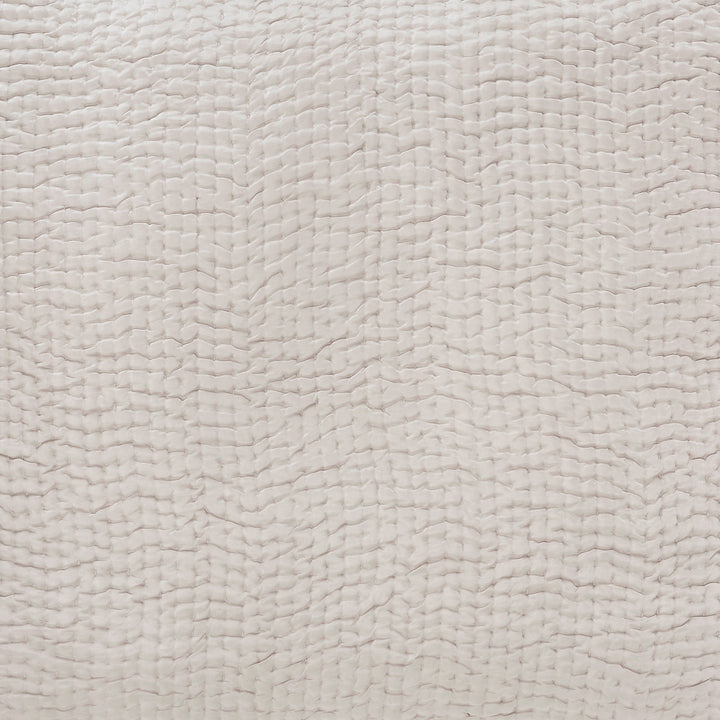SWT-166-1010_1|Light beige individual swatch, featuring an irregular, small-scale quilted pattern with soft, organic, raised textures.