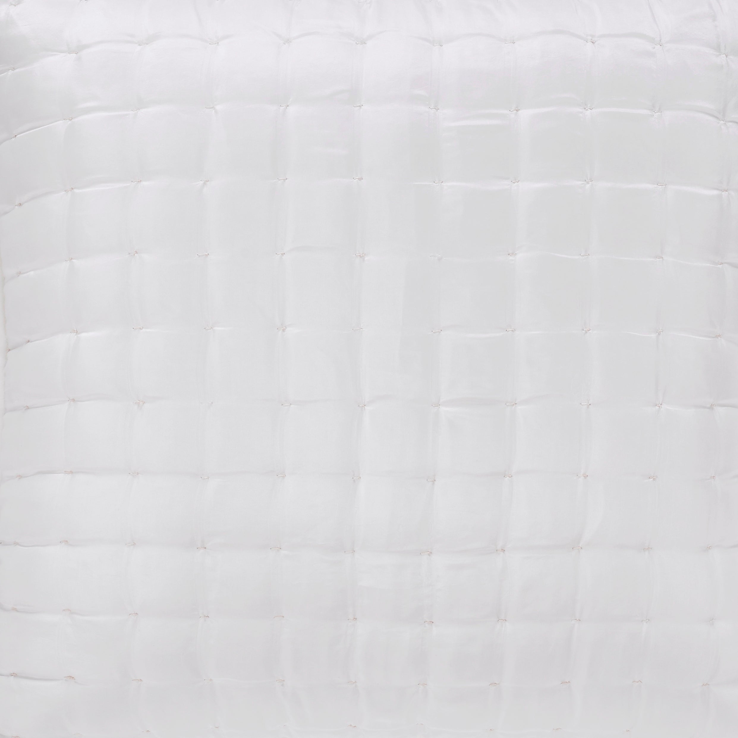 KS-332-2036_2|Puffy white box-stitched quilt, lightweight yet warm bedding with a plush square grid design, providing cozy comfort and a clean, modern look.