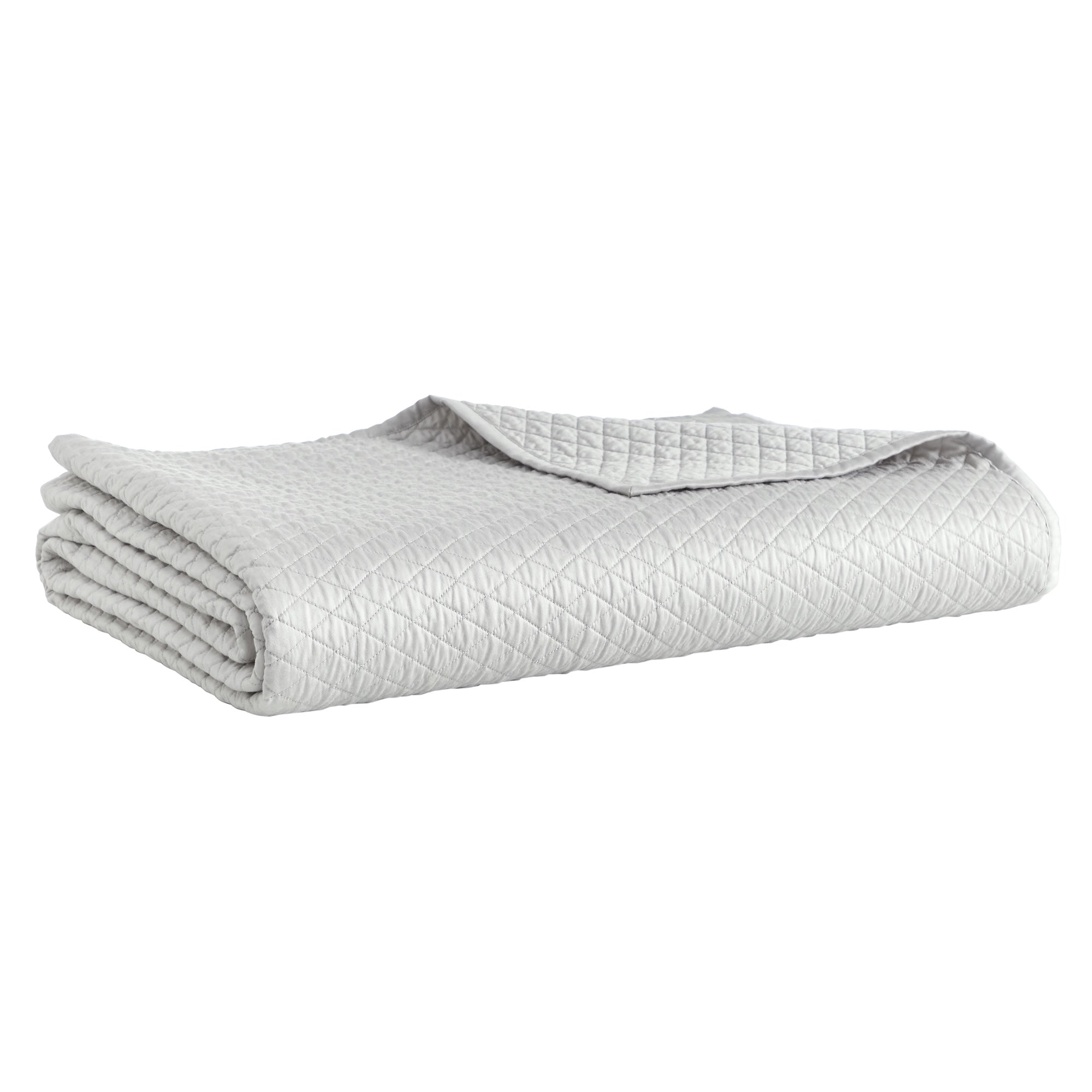 CL-266-9496_5|Neatly folded white diamond quilted coverlet, a versatile and elegant bedding layer for any contemporary bedroom.