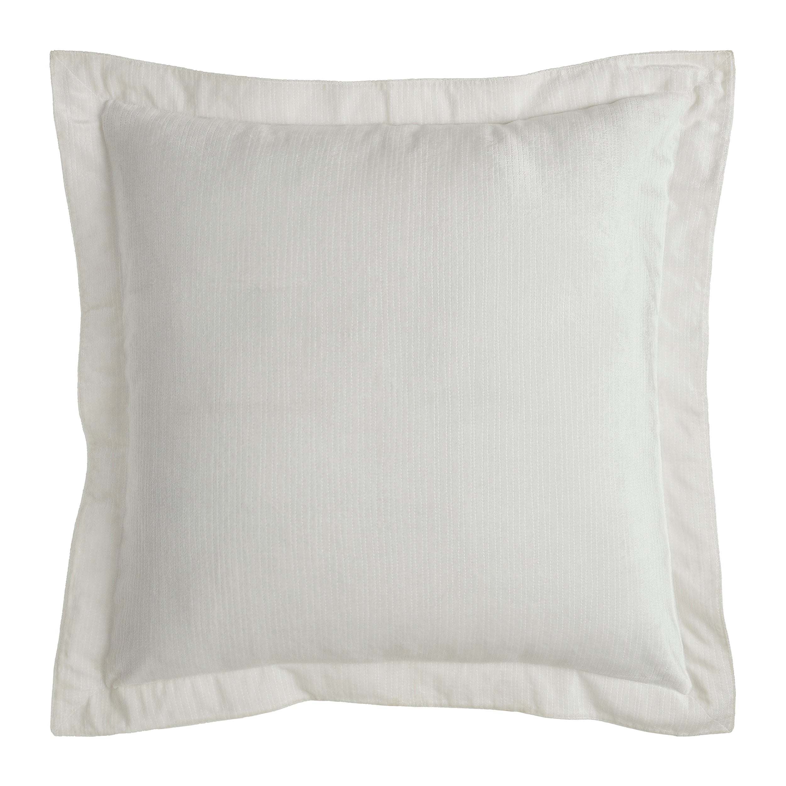 ES-052-2626_1|Crisp white ribbed duvet cover with tailored flange edge. Soft, luxurious texture enhances modern bedroom comfort.