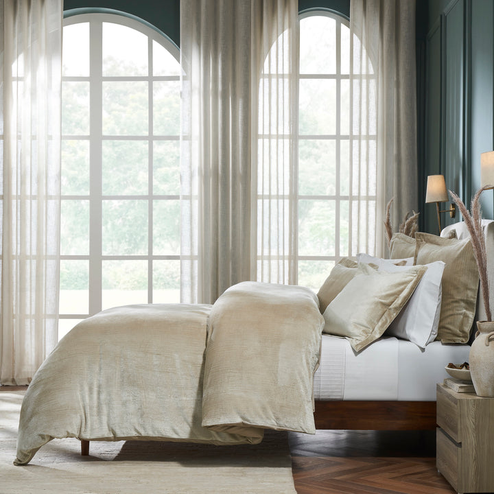 DT-053-10692_3|Luxurious light gold textured duvet cover set, perfect for elegant bedroom decor. Soft, plush, and comfortable bedding.