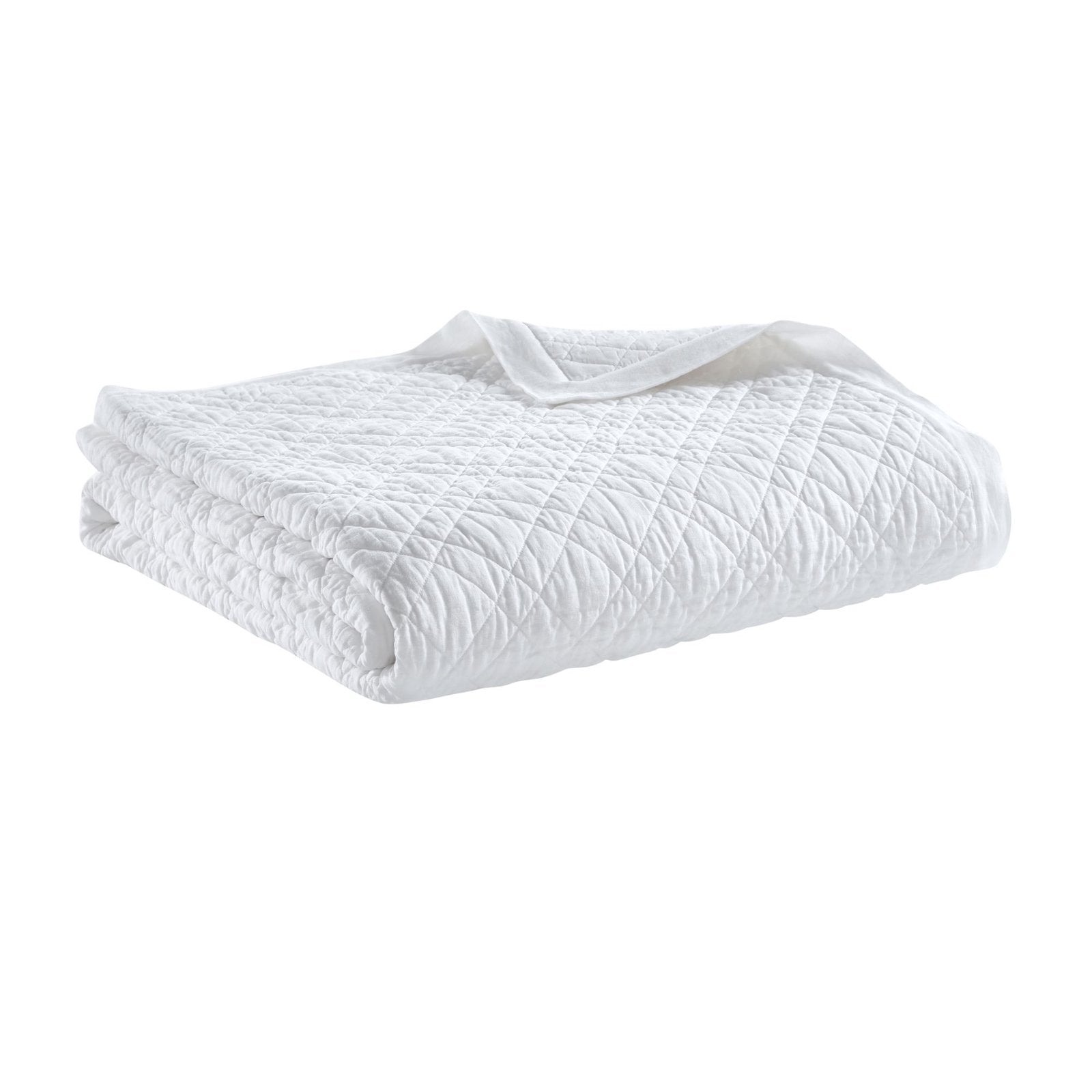 CL-253-9496_5|Luxurious white quilted coverlet, soft cotton bedding with an elegant diamond stitch pattern, perfect for cozy and stylish bedroom decor.