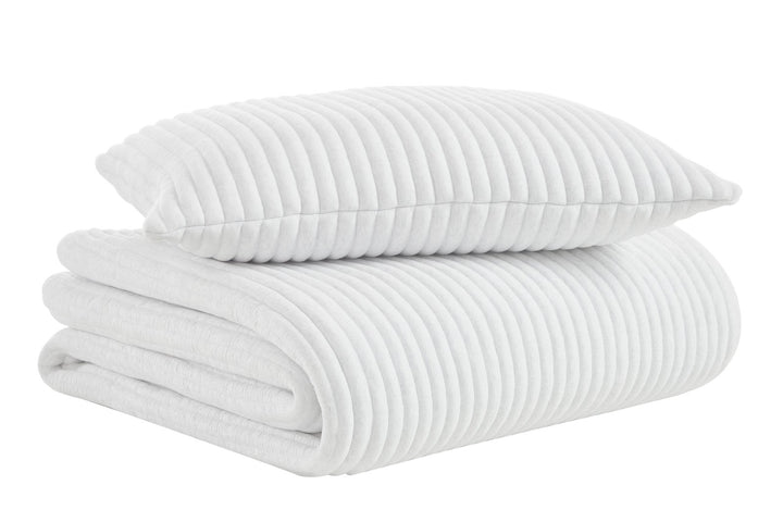 QT-367-11096_6|White corded textured decorative pillow, perfect for adding modern style and plush comfort to any bed ensemble.