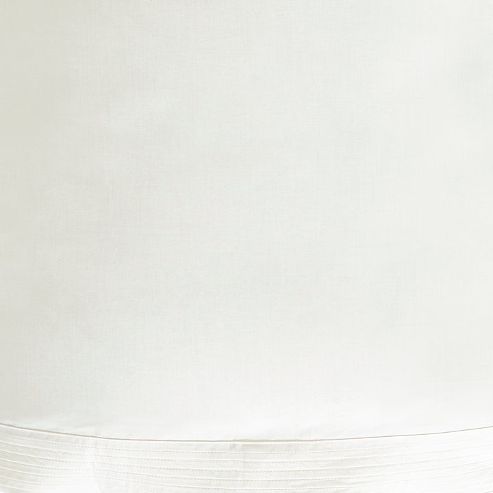 ASP-522-2032_2|Soft ivory 100% cotton sheet with a delicate pintuck border, enhancing bed comfort and classic elegant bedroom style.