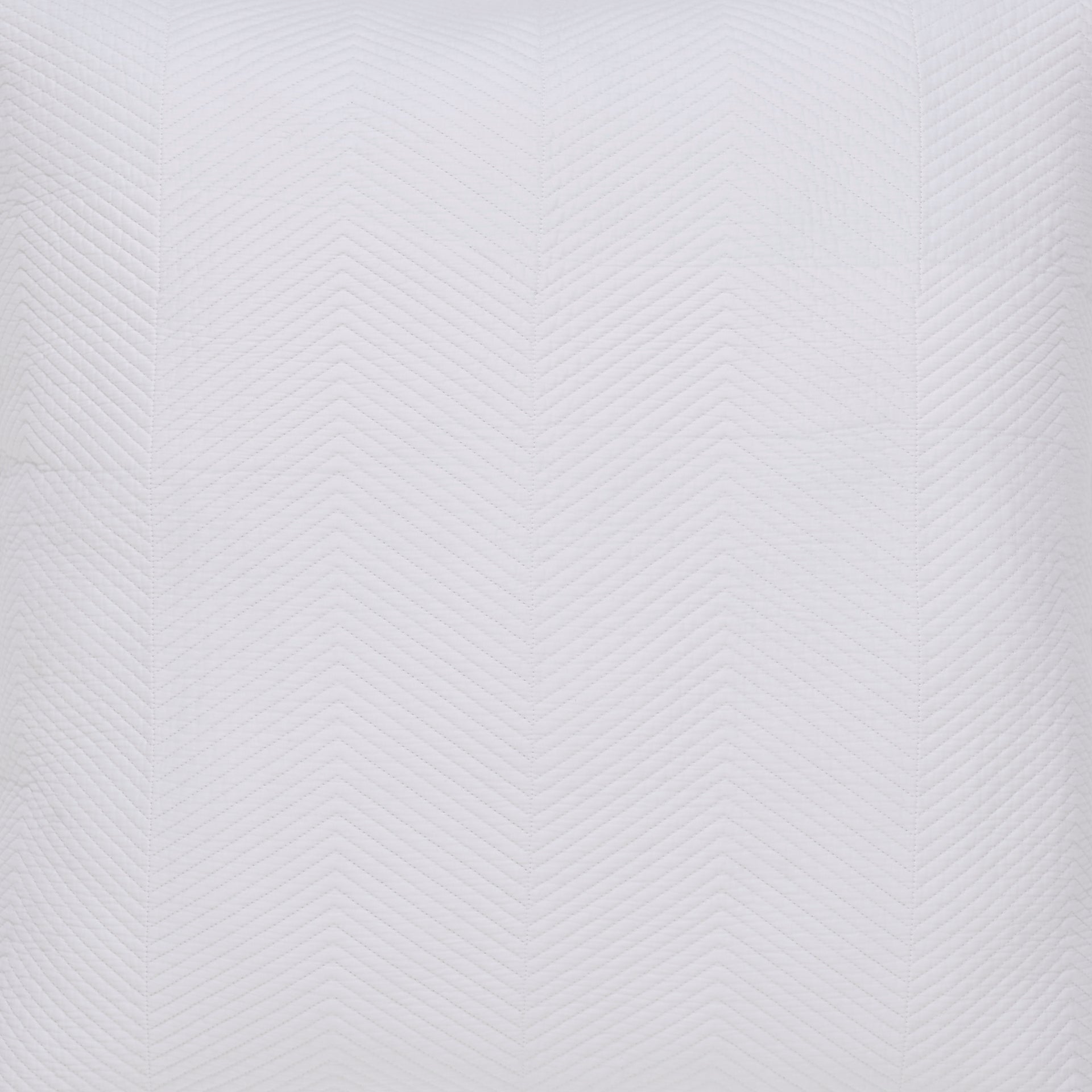SWT-170-X_1|Luxurious white quilt with subtle chevron pattern, offering a sophisticated and cozy texture for stylish bedding.