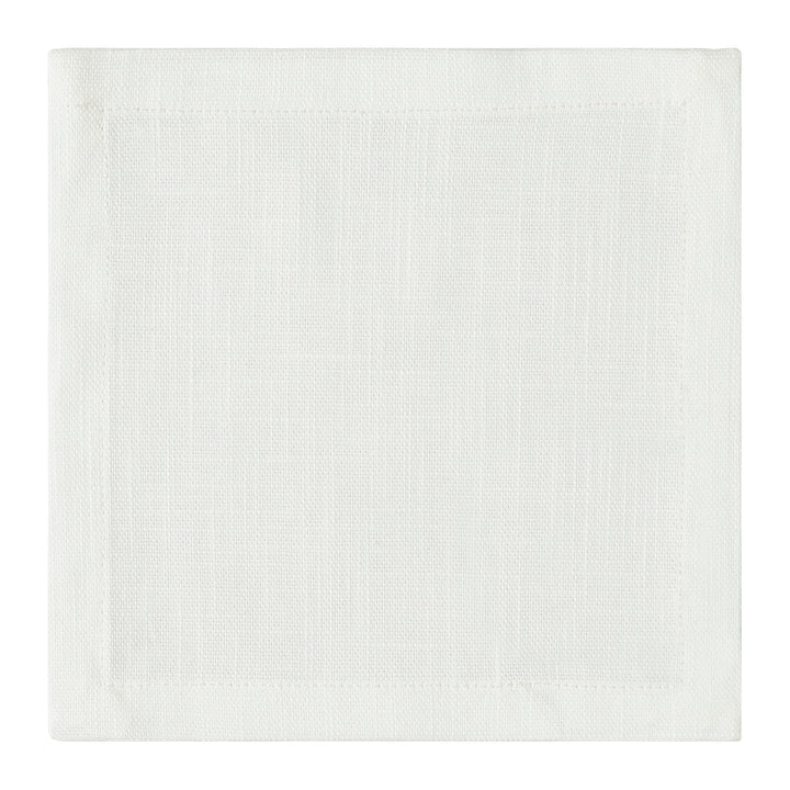CNP-4908-66_3|Detailed close-up of a single elegant white linen napkin, showcasing its fine texture for a sophisticated place setting.