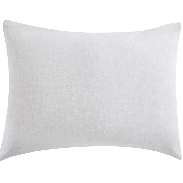KS-038-2036_1|Classic white duvet cover with a premium smooth finish, ensuring a sophisticated and refreshing look for your bed.