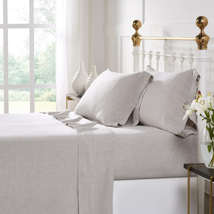 KSS-515-7880_1|Crisp natural beige 100% pure linen sheet set on a bed, including fitted sheet, flat sheet, and pillowcases. Luxurious & breathable.