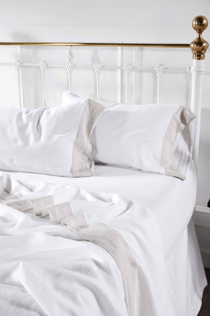 KSS-517-7880_1|Elegant white 100% linen sheet set with stylish natural border. Soft, breathable, luxurious bedding for comfort.