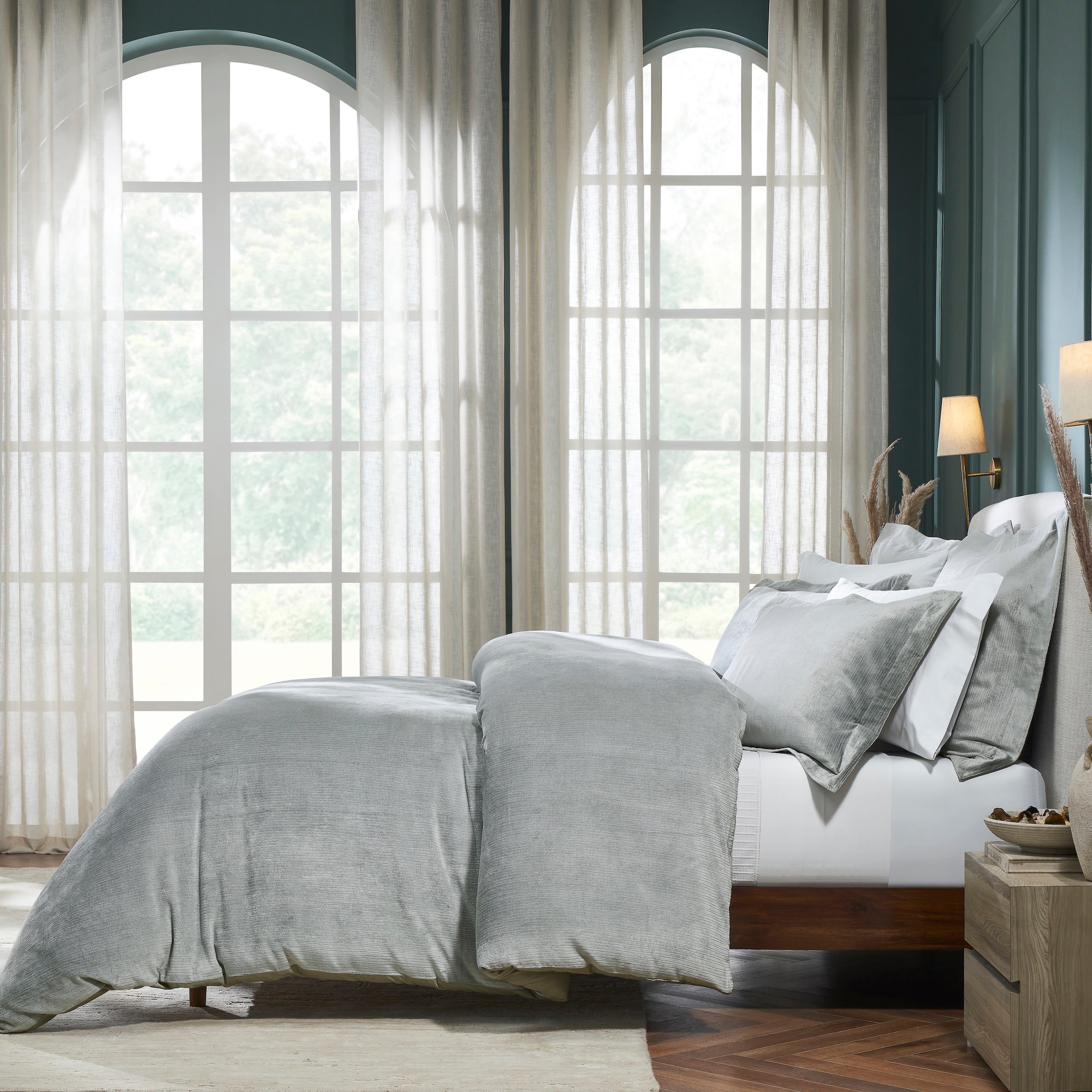 DT-054-10692_3|Luxurious light green ribbed velvet duvet cover and matching shams creating a cozy modern bedroom aesthetic.