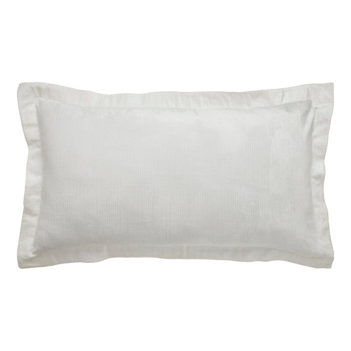 KS-052-2036_1|Luxurious white textured duvet cover, soft cotton blend with subtle linear pattern. Elegant bedding for serene bedroom decor. Perfect comfort.