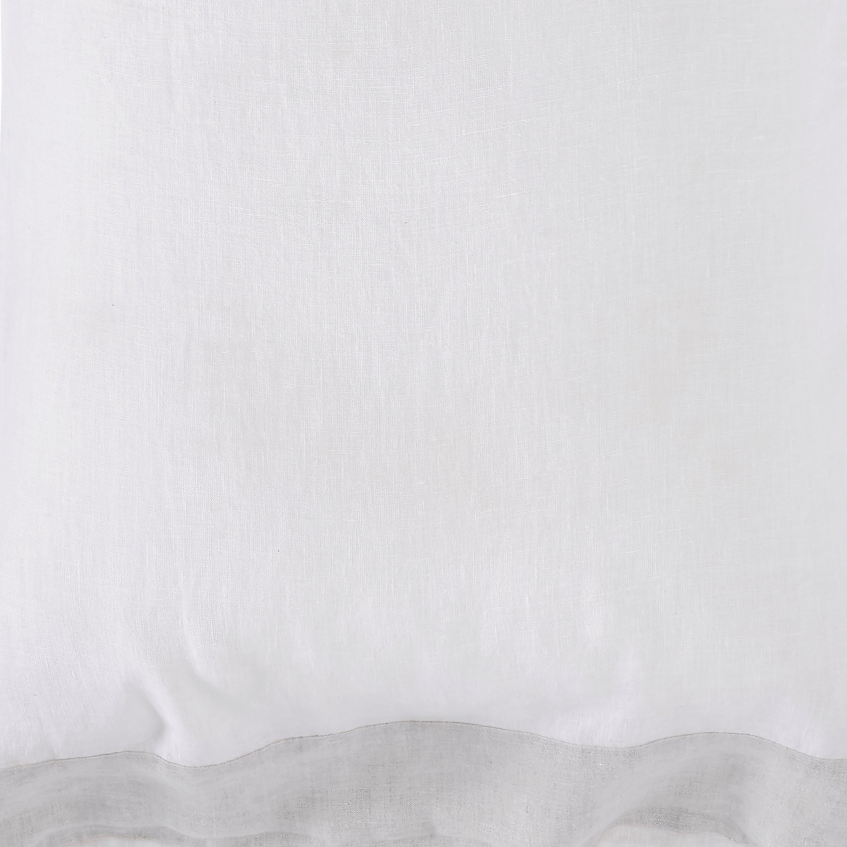 KSS-518-7880_7|Close-up of elegant white 100% linen sheets with a stylish natural border. Soft, breathable, luxurious bed textile.