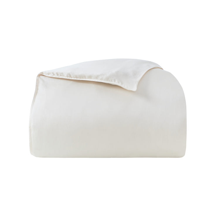 DT-046-10692_5|Elegant cream folded premium cotton duvet cover, a versatile bedding essential for any bedroom, offering chic, soft style.