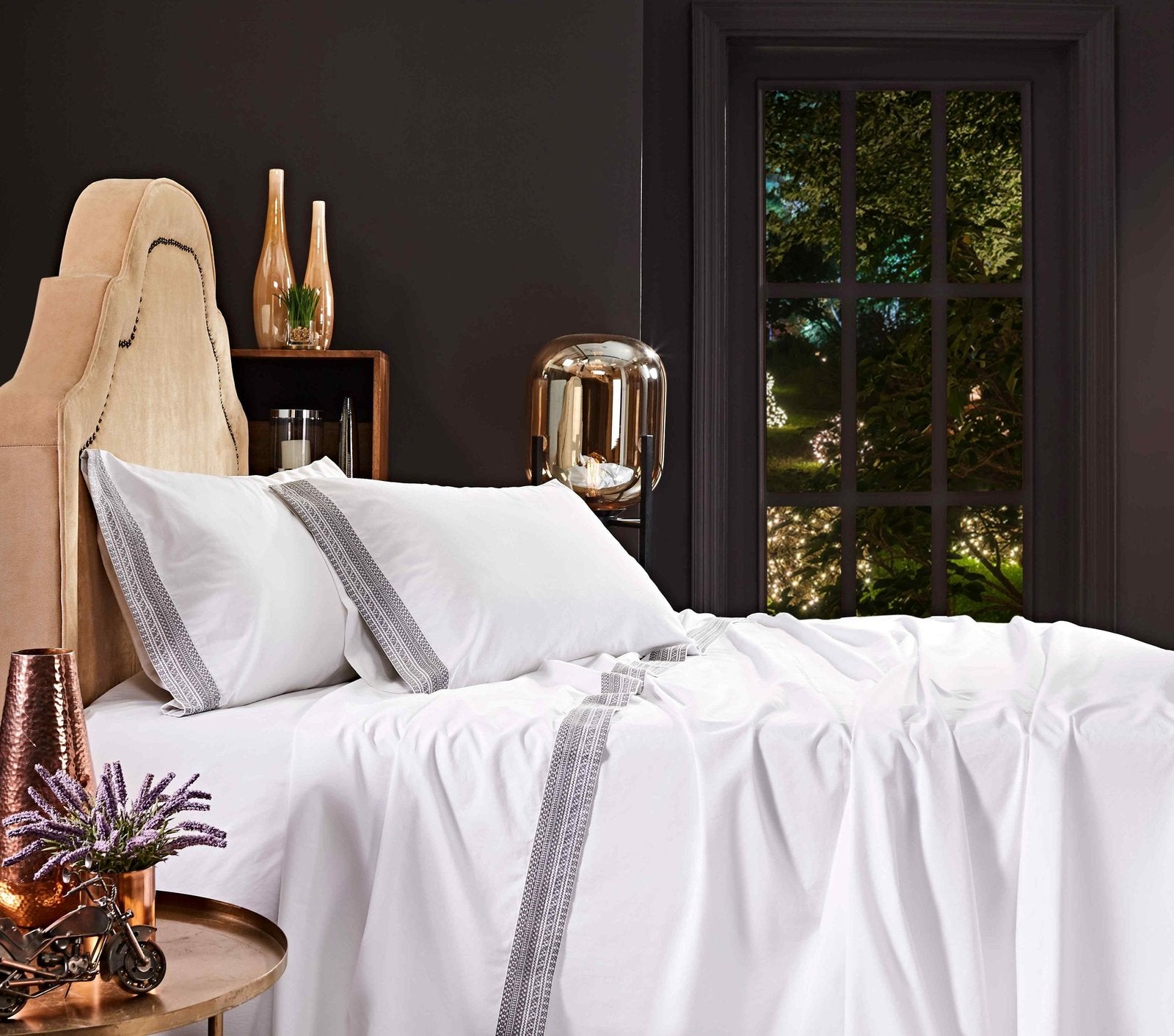 CSS-502-7284_3|Luxurious white 100% cotton sheets with a sophisticated woven grey trim, providing soft and breathable comfort.