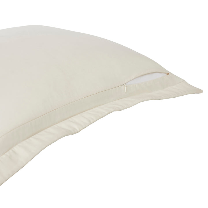 ES-271-2626_2|Off-white solid cotton coverlet, soft and lightweight. Modern elegant design provides comfortable bedding, perfect for any bedroom decor.