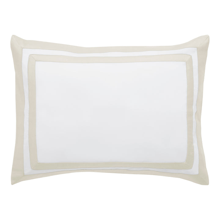 BS-061-1216_1|Elegant white duvet cover featuring chic light beige triple-band trim border, offering sophisticated bedroom decor. Luxurious comfort.