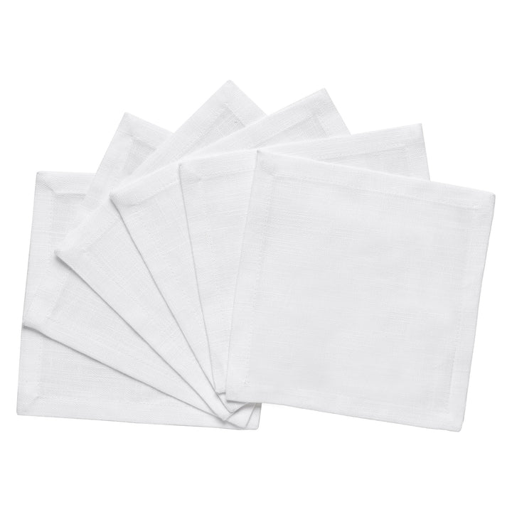 CNP-4909-66_2|Clean fanned set of white linen napkins, ideal for a refined table setting or special occasion dining.