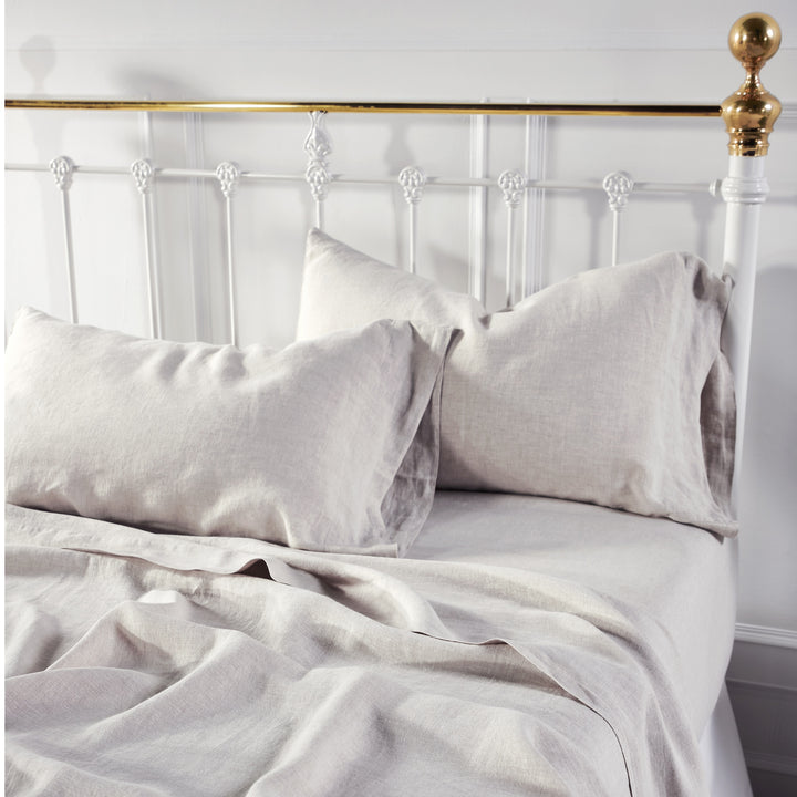 CSS-515-7284_3|Premium 100% linen sheets, offering breathable comfort and luxurious softness. Ideal for any elegant bedroom decor.