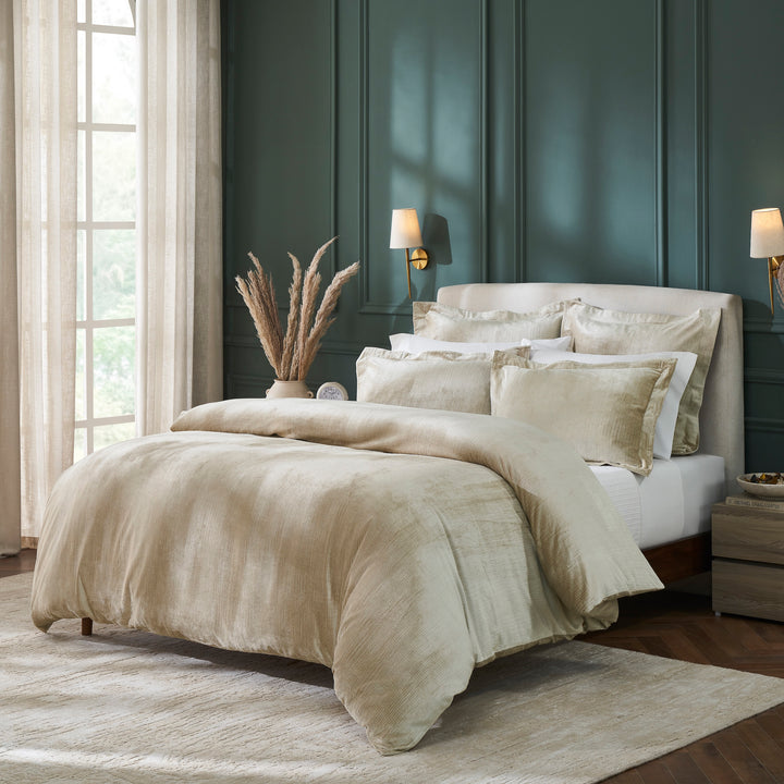 DT-053-10692_2|Luxurious light gold textured duvet cover set, perfect for elegant bedroom decor. Soft, plush, and comfortable bedding.