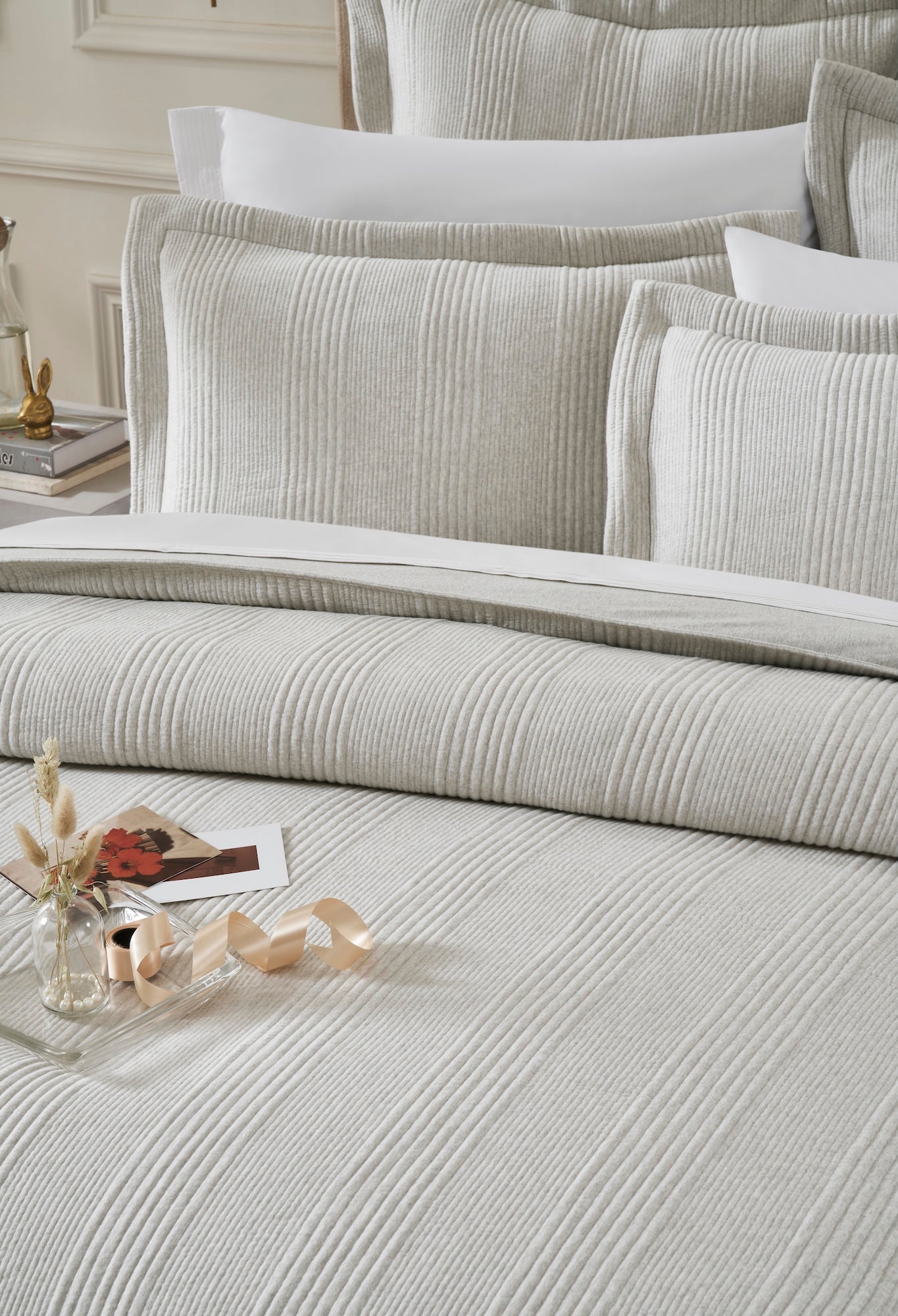 DT-044-10692_4|Detailed close-up of luxurious light grey ribbed textured duvet cover and matching shams, perfect for a cozy modern bedroom.