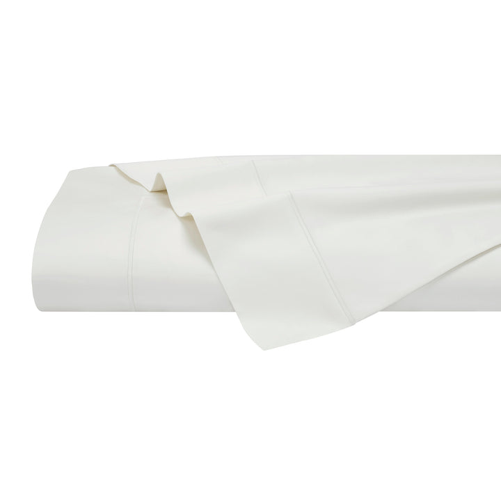 QFL-545-6080_5|Neatly folded plain off-white 100% cotton sheet. Essential high-quality, soft, and breathable bedding for comfort.
