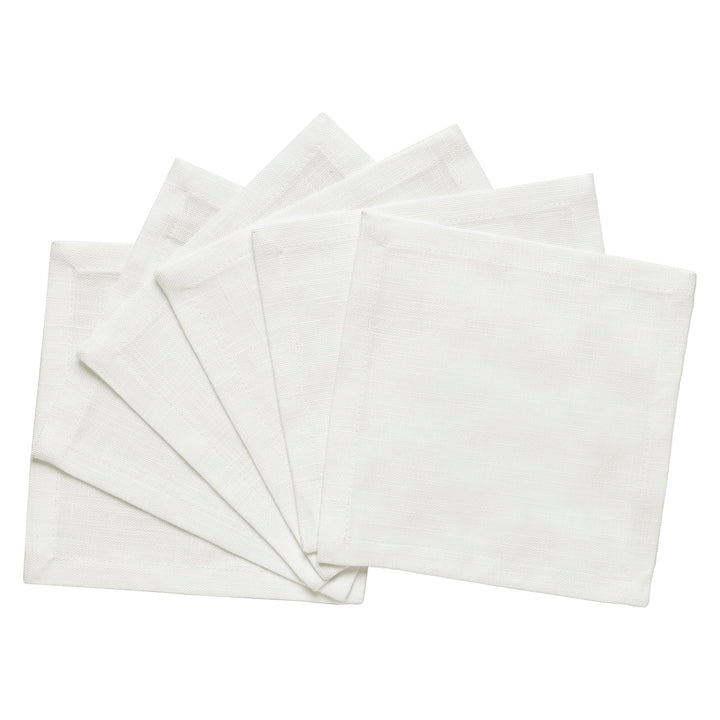 CNP-4908-66_2|Clean fanned set of white linen napkins, ideal for a refined table setting or special occasion dining.
