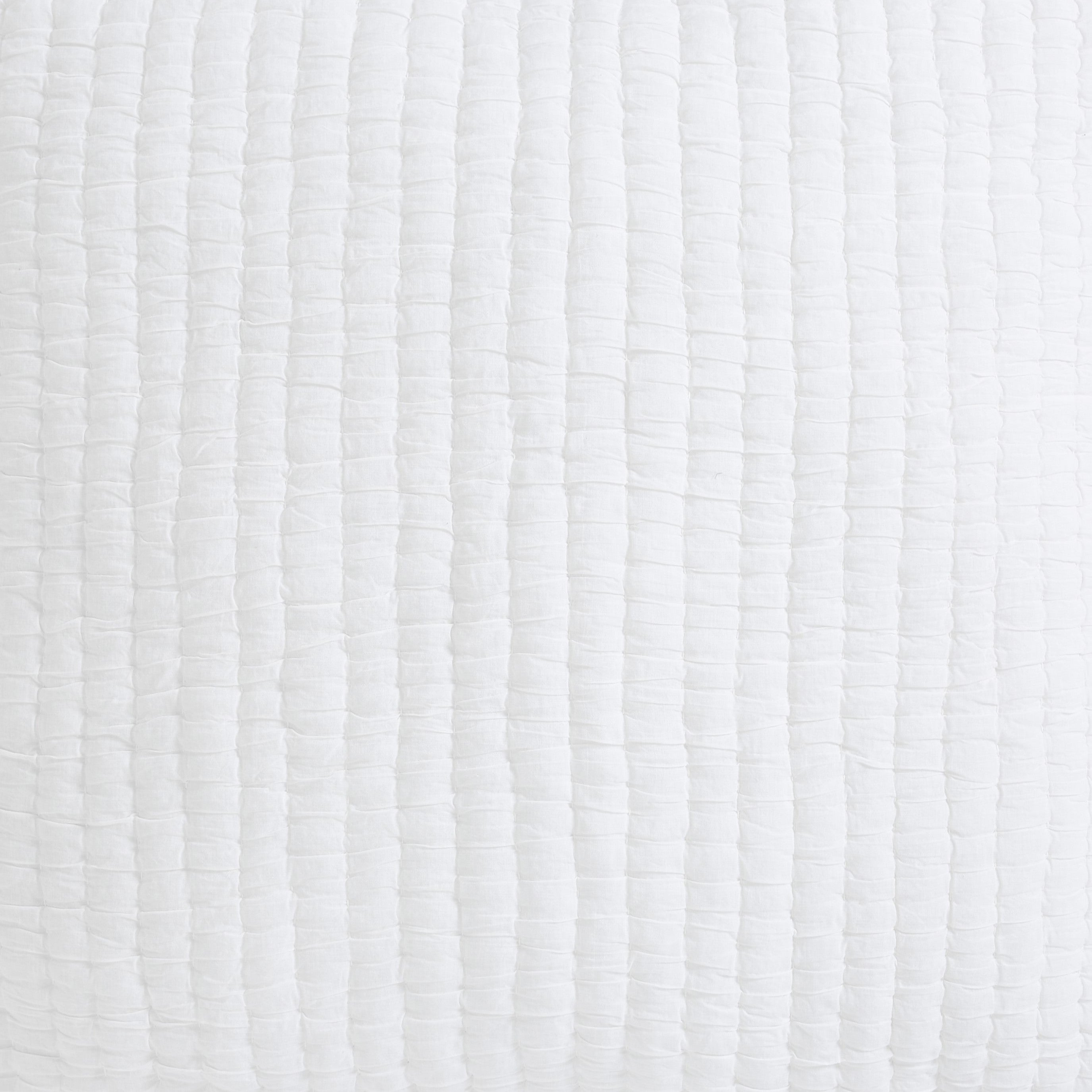 ES-358-2626_2|Minimalist white quilted fabric with a beautiful crinkled texture and horizontal stripe pattern, perfect for serene bedding.