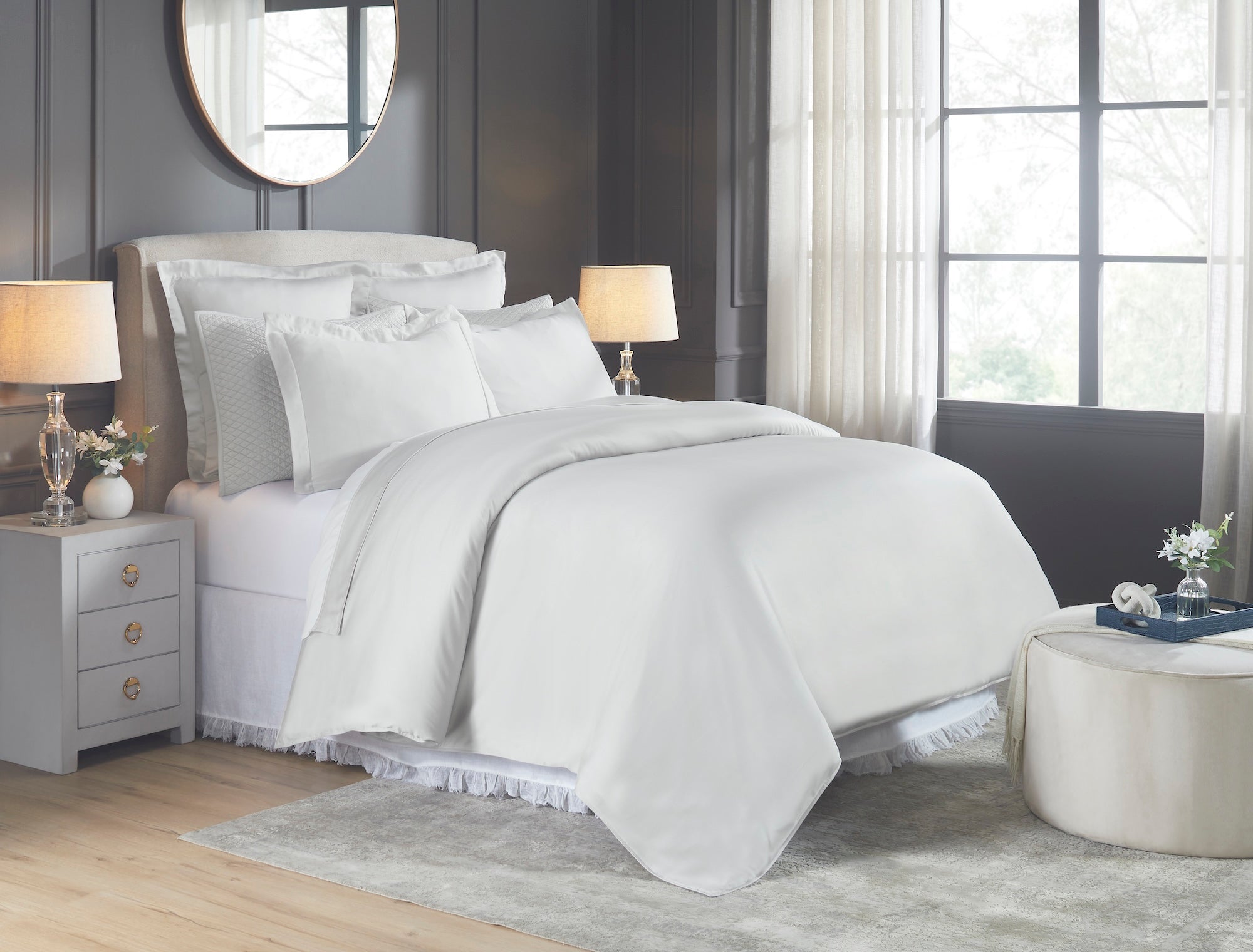 DT-047-10692_2|Luxurious white duvet cover draped elegantly on a bed in a bright, modern bedroom, enhancing any decor.