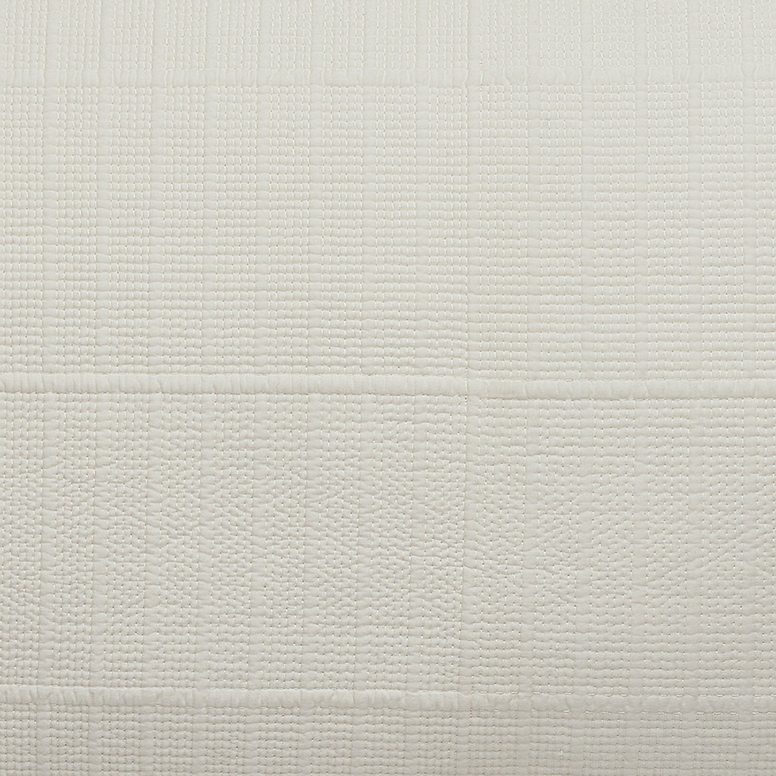 ES-271-2626_5|Close-up of cream textured coverlet fabric, highlighting the intricate woven pattern and detailed elegant design for bedding.