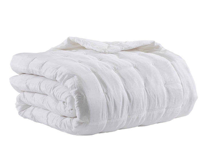 QT-332-11096_2|Crisp white diamond-quilted quilt, folded neatly, offering timeless comfort and a clean, fresh look for beds.